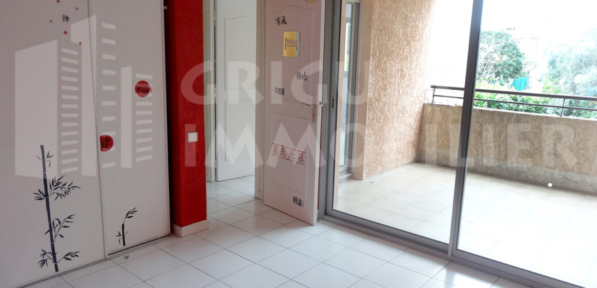 Vente duplex 4 pièces rez de jardin Antibes