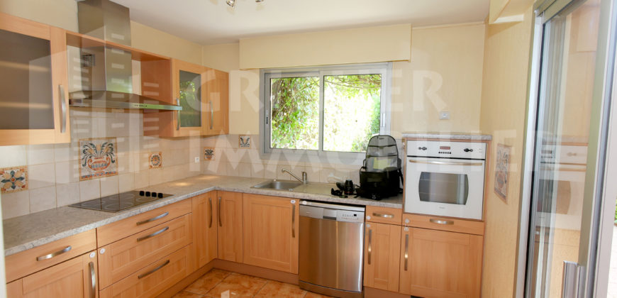 Vente duplex 4 pièces rez de jardin Antibes
