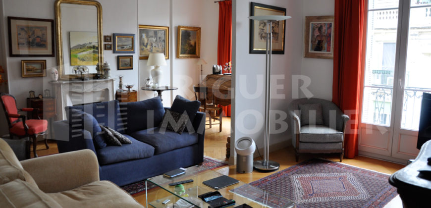 Vente appartement 5/6 pièces 114 m² dans palais Niçois proche Negresco