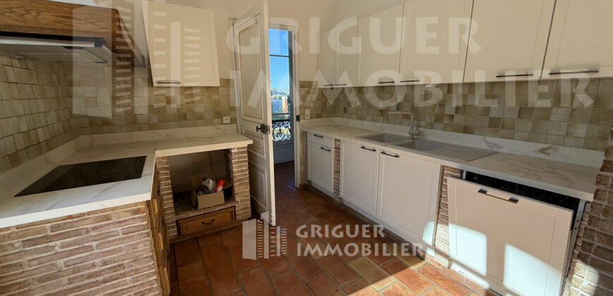 Location 5 pièces en duplex avec jardin Nice Bas Mont Boron