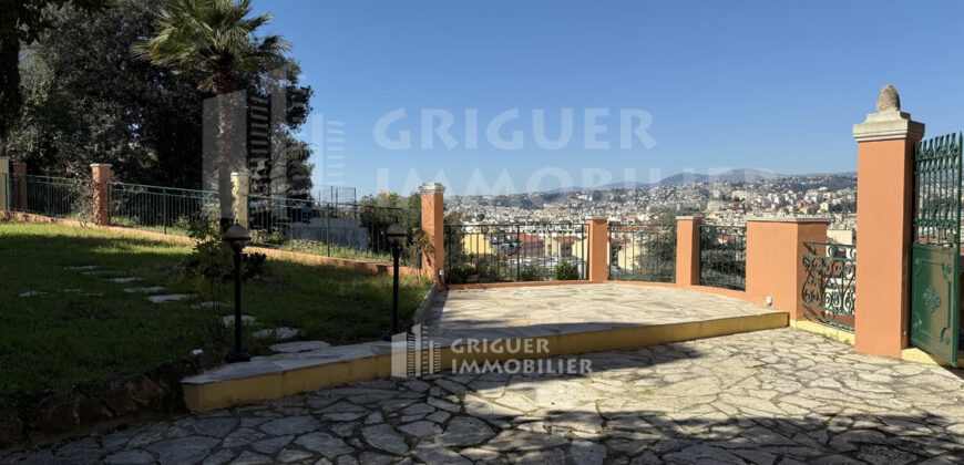 Location 5 pièces en duplex avec jardin Nice Bas Mont Boron