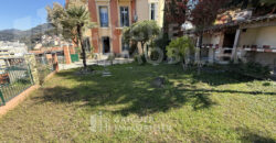 Location 5 pièces en duplex avec jardin Nice Bas Mont Boron