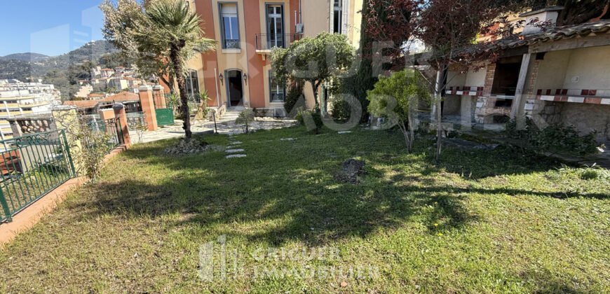 Location 5 pièces en duplex avec jardin Nice Bas Mont Boron