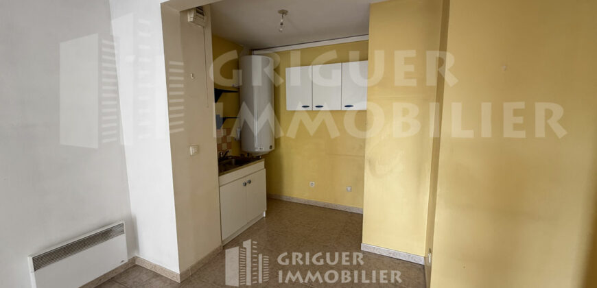 Vente 3 pièces Nice vieille ville proche Garibaldi