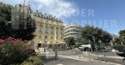 Location local professionnel Nice Début Victor Hugo