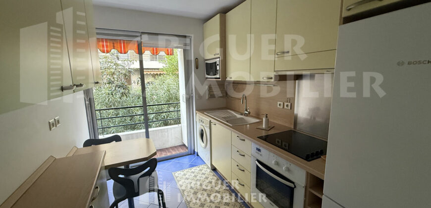 Location 2 pièces Nice centre proche square Mozart