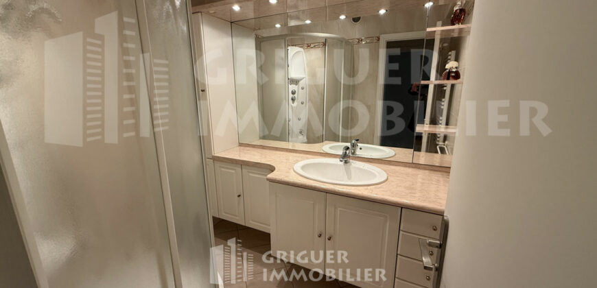 Location 2 pièces Nice centre proche square Mozart