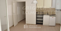 Location studio au calme porche mer Nice / Av Californie