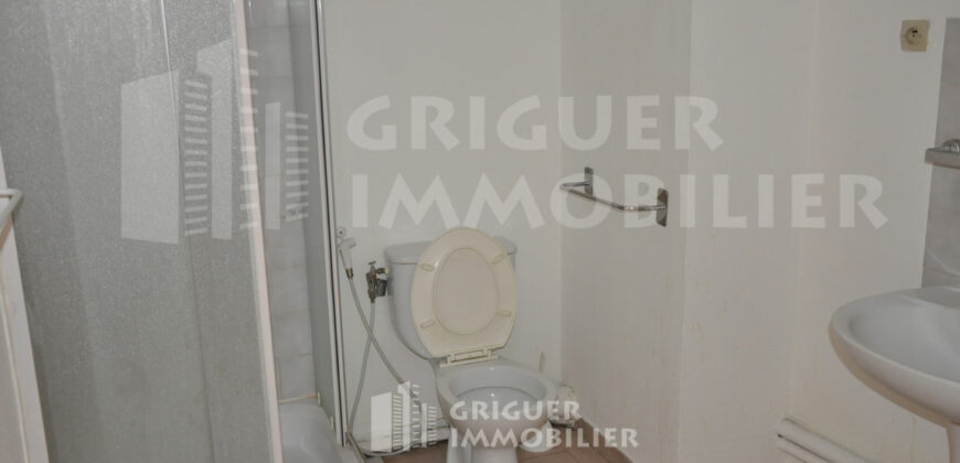 Location studio au calme porche mer Nice / Av Californie