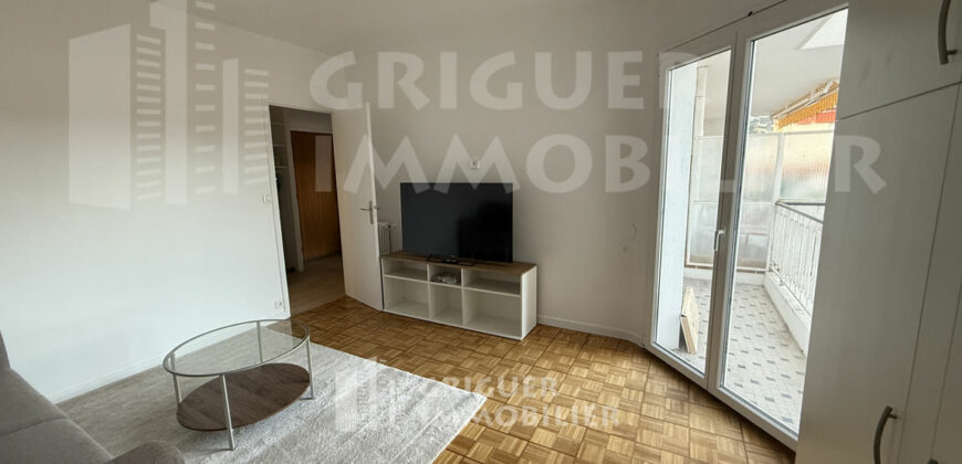 Location grand studio meublé Gorbella / Villa Arson