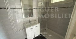 Location studio dernier étage proche Gorbella