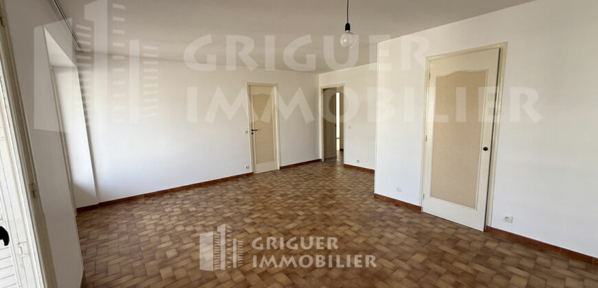 Location 3 pièces avec terrasse Nice Gorbella