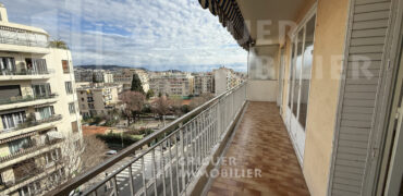 Location 3 pièces avec terrasse Nice Gorbella