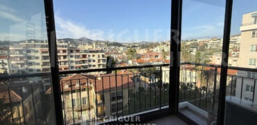 Location studio Nice Av Borriglione proche tram