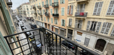 Vente petit 2 pièces Nice centre Bas Cimiez