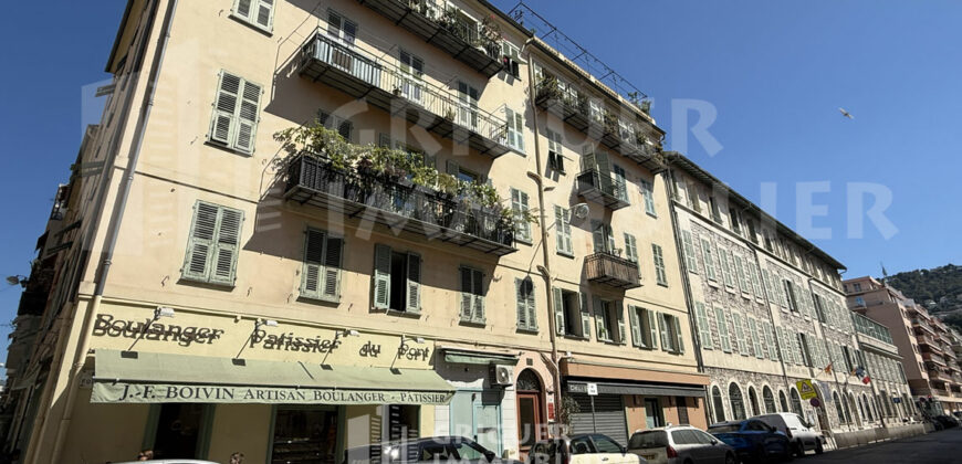 Vente deux studios avec mezzanine Port Nice
