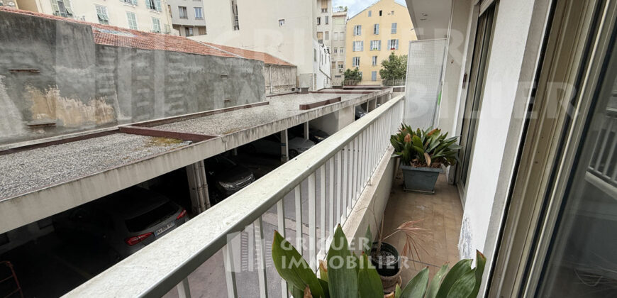 Vente 3 pièces Nice square Mozart